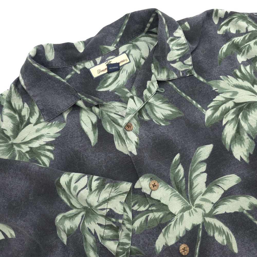 Tommy Bahama Men's Large 100% Silk Black Floral Button Up Camp Shirt‎ Hawaiian